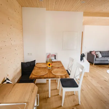 Apartment Zum *